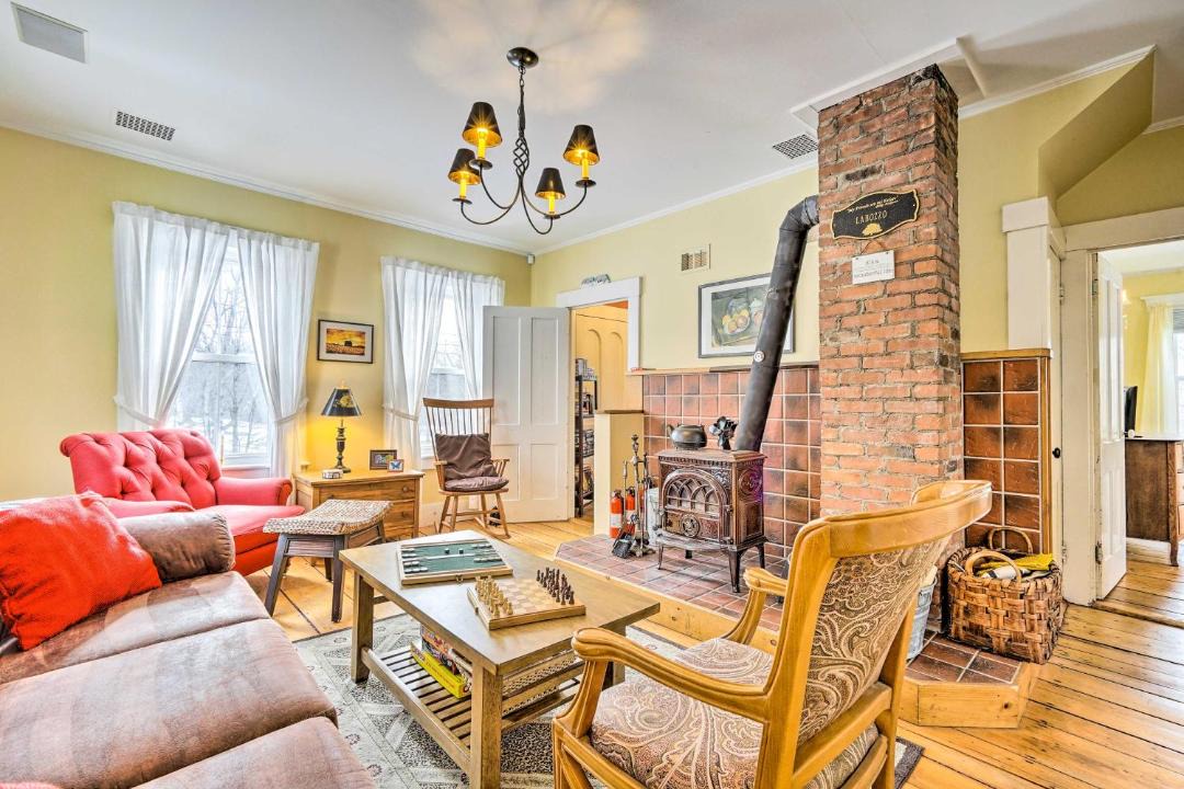Photo of Livingroom in Mount Holly