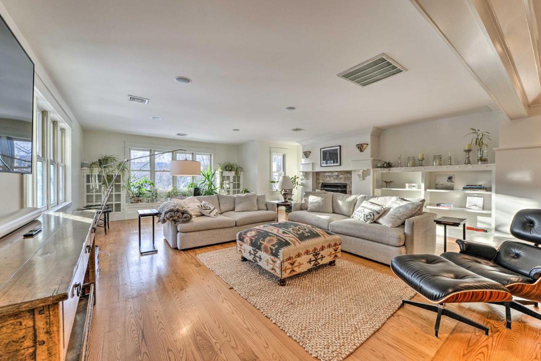 Photo of Livingroom in Keene
