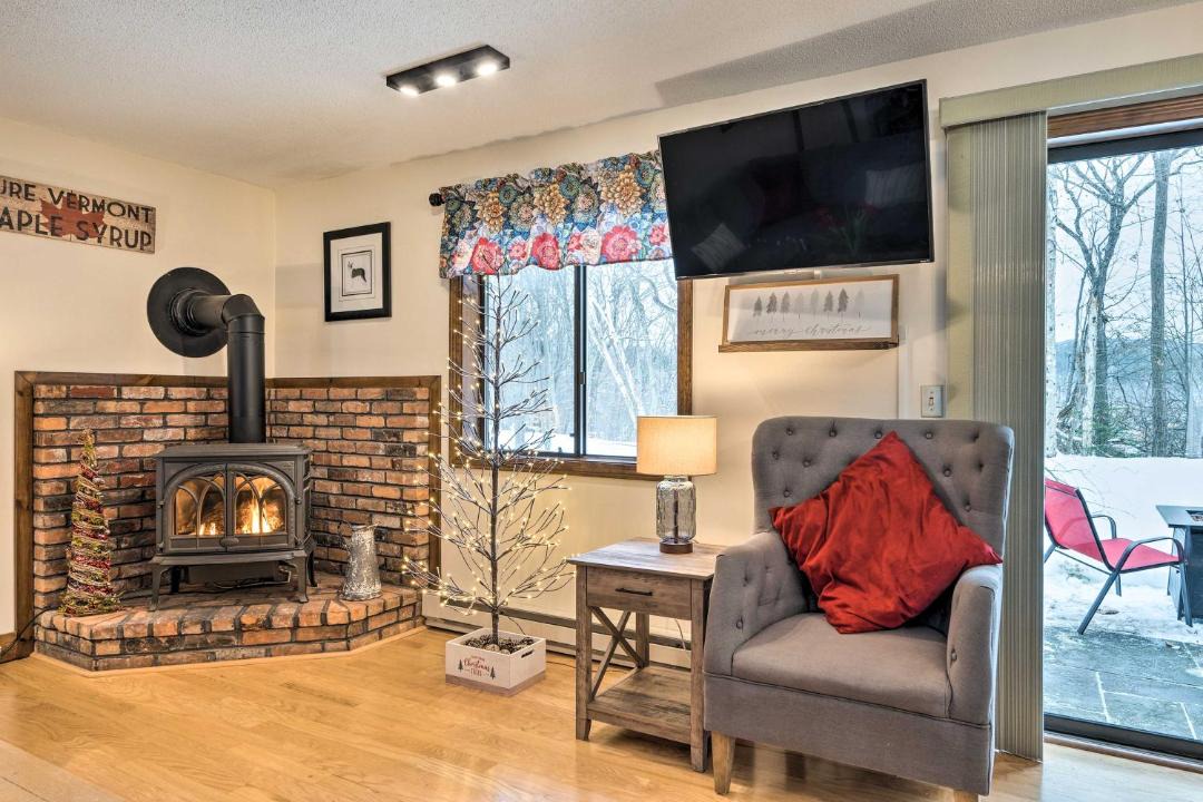 Photo of Livingroom in West Hartford