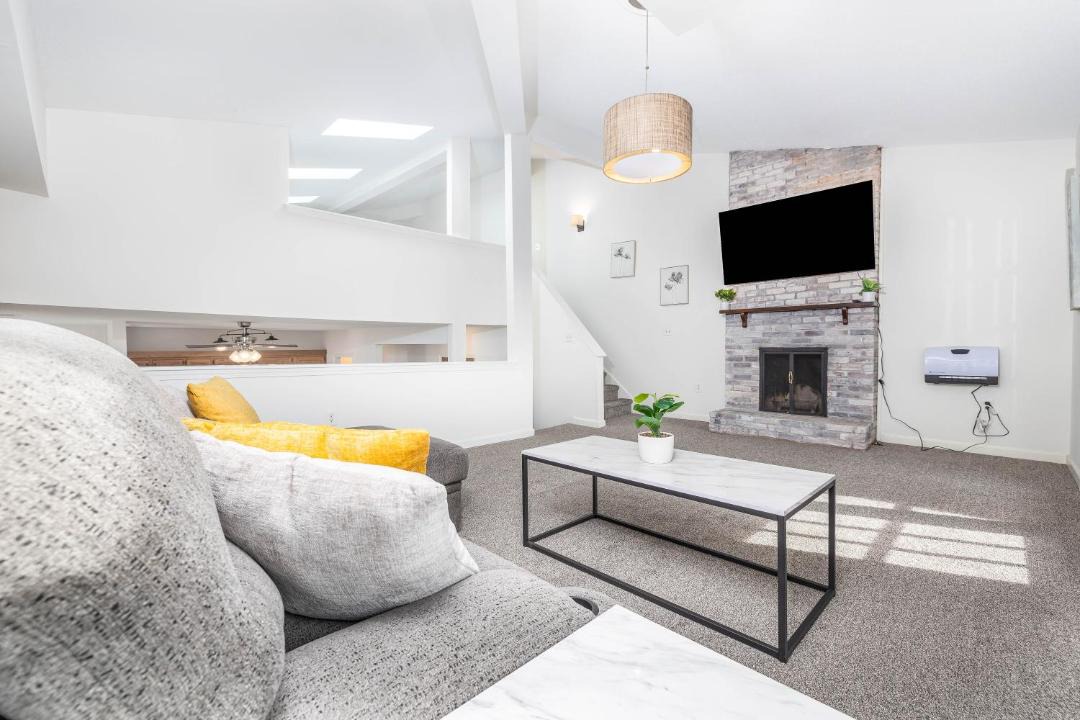 Photo of Livingroom in Asylum Hill