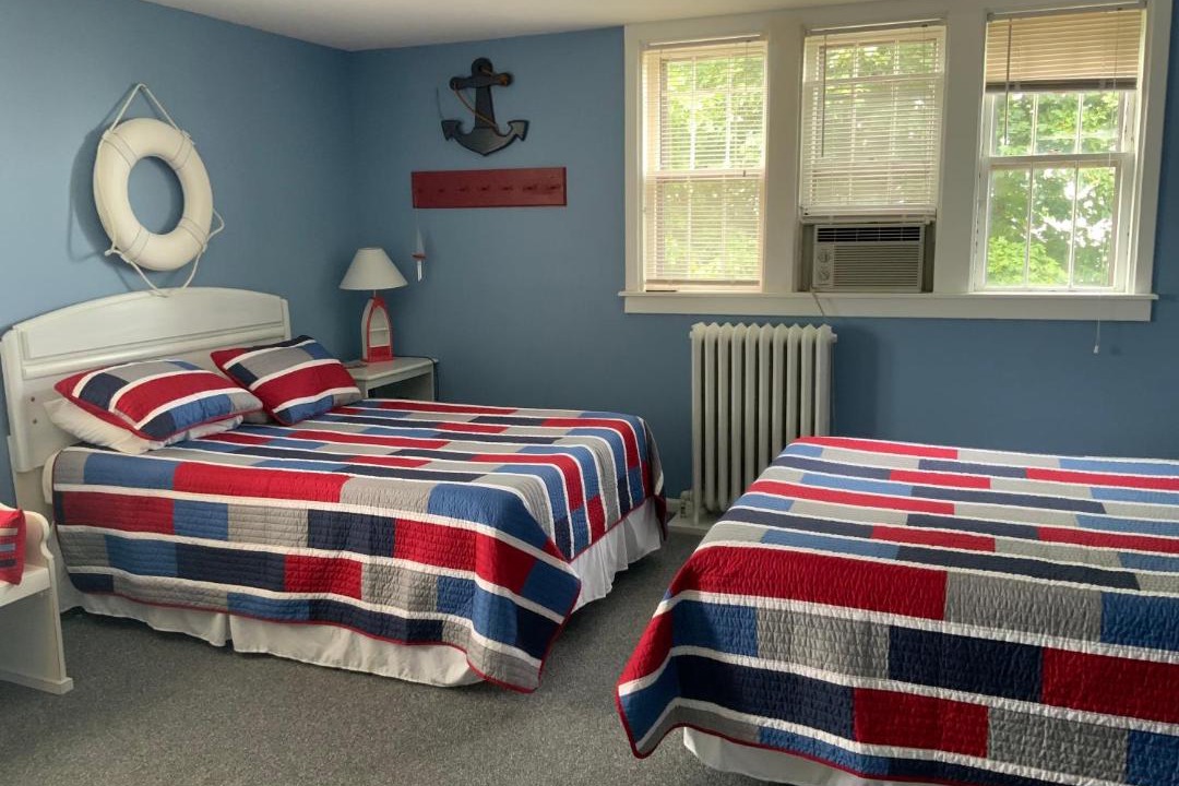 Photo of Bedroom in Frontenac