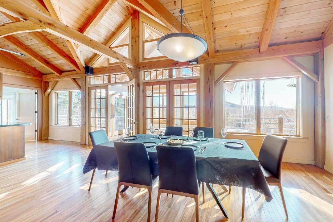 Photo of Livingroom in Underhill