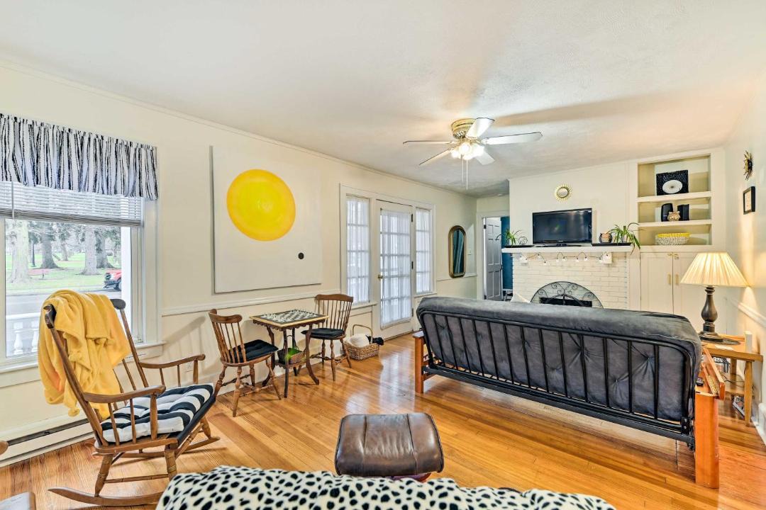 Photo of Livingroom in Mohawk