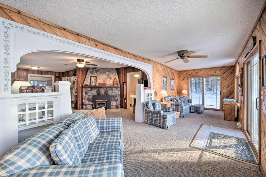 Photo of Livingroom in Chetek