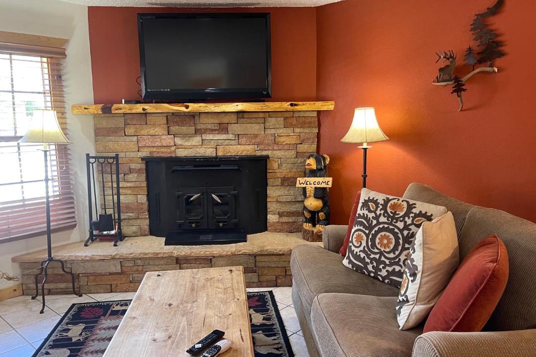 Photo of Livingroom in Red River