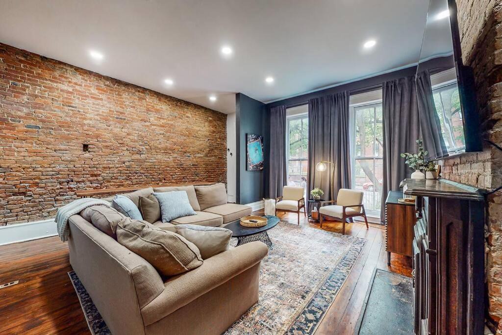 Photo of Livingroom in Phoenix Hill