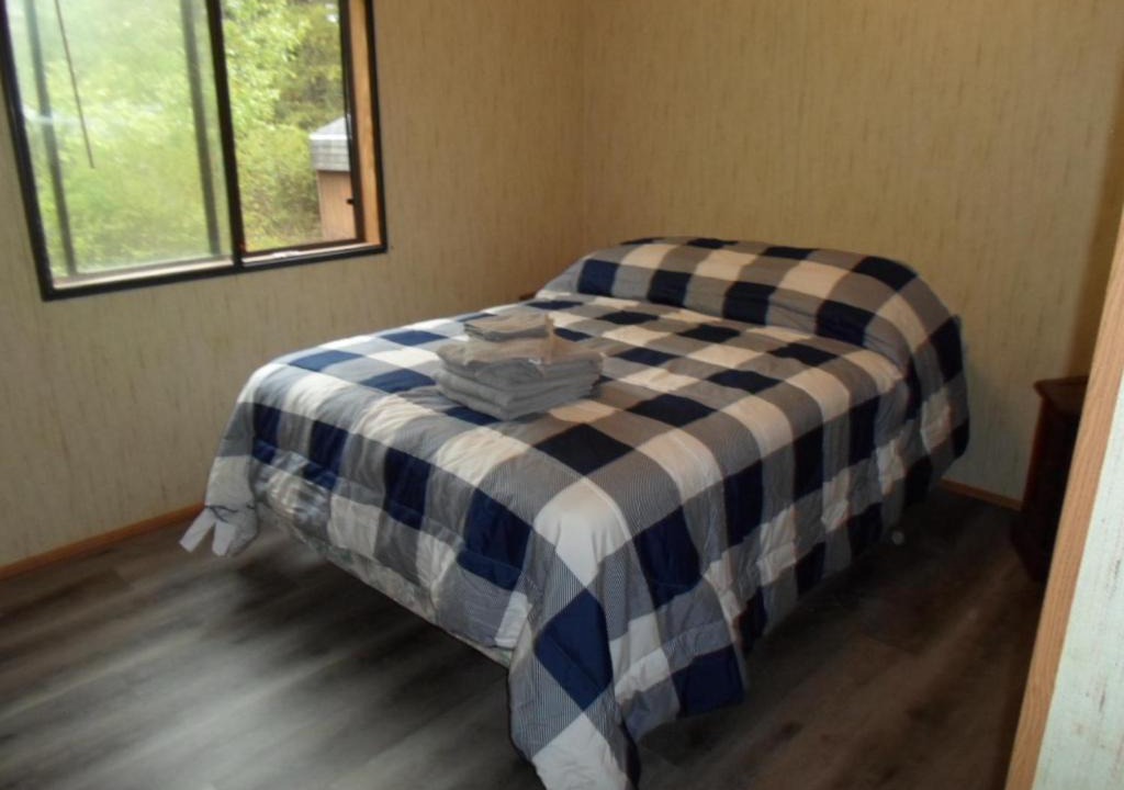 Photo of Bedroom in Arkdale