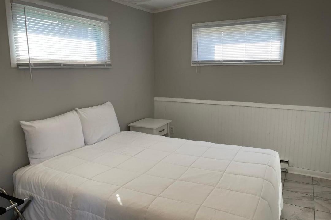 Photo of Bedroom in Lake City