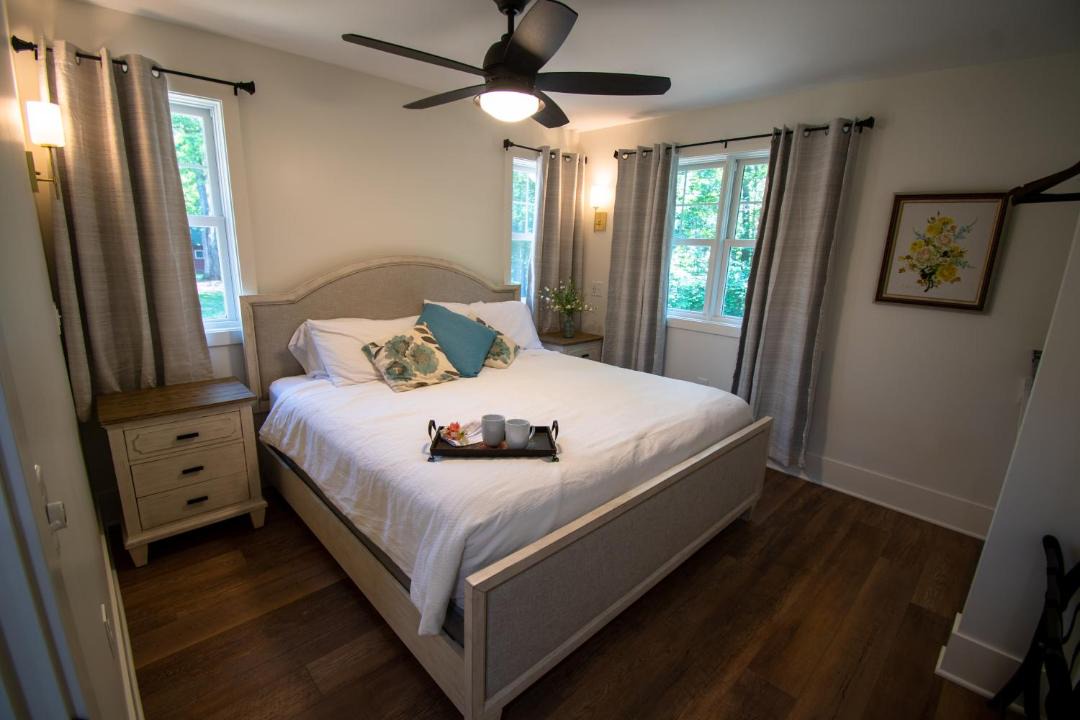 Photo of Bedroom in Ashland