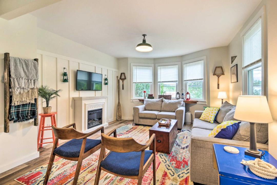 Photo of Livingroom in Saranac Lake