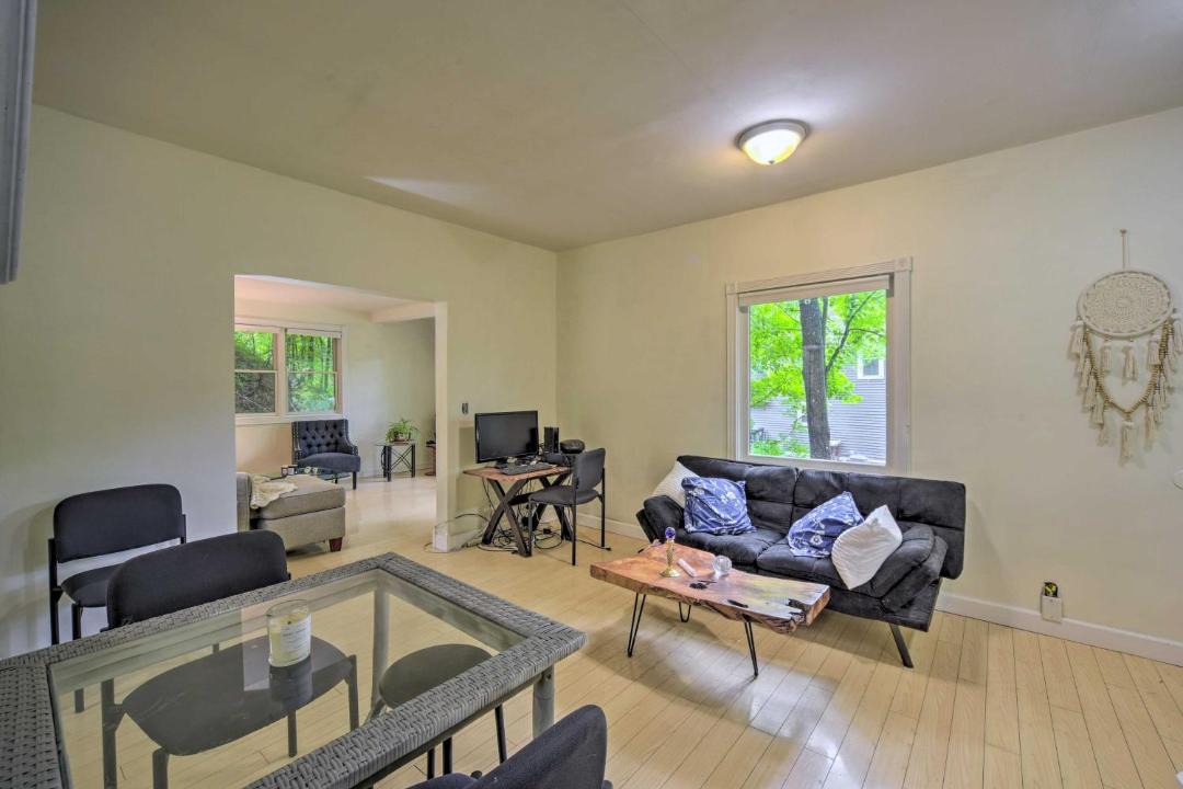 Photo of Livingroom in St Croix Falls