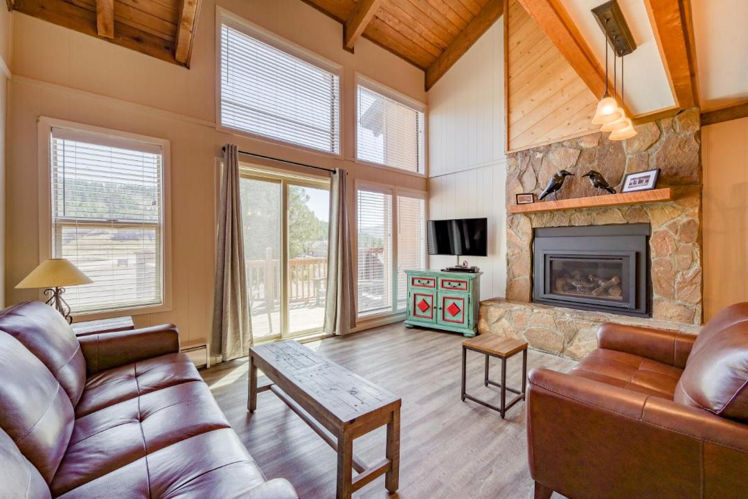 Photo of Livingroom in Angel Fire