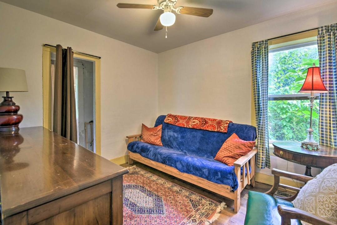 Photo of Livingroom in Granville