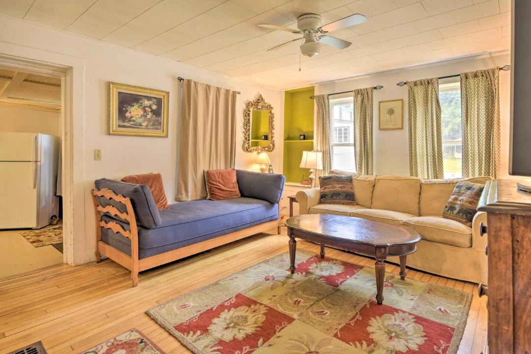 Photo of Livingroom in Granville