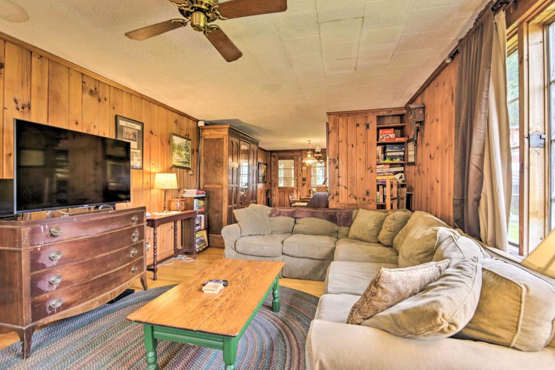 Photo of Livingroom in Granville