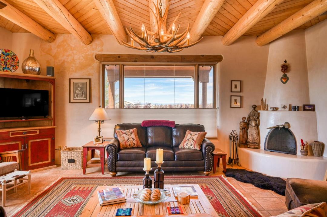 Photo of Livingroom in Arroyo Seco