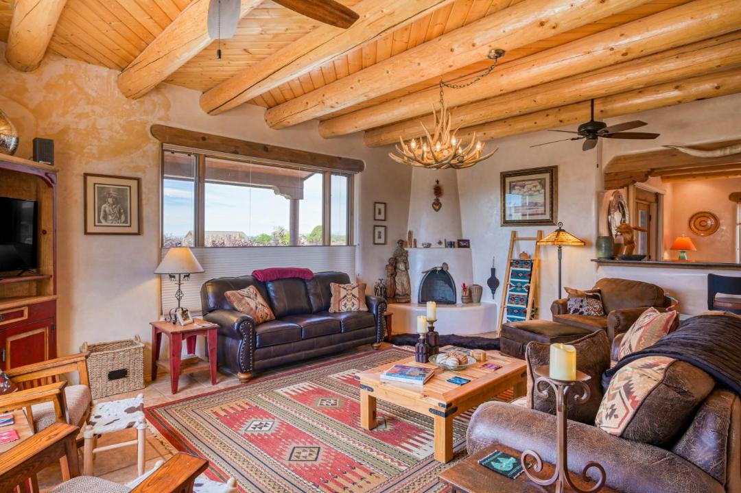 Photo of Livingroom in Arroyo Seco