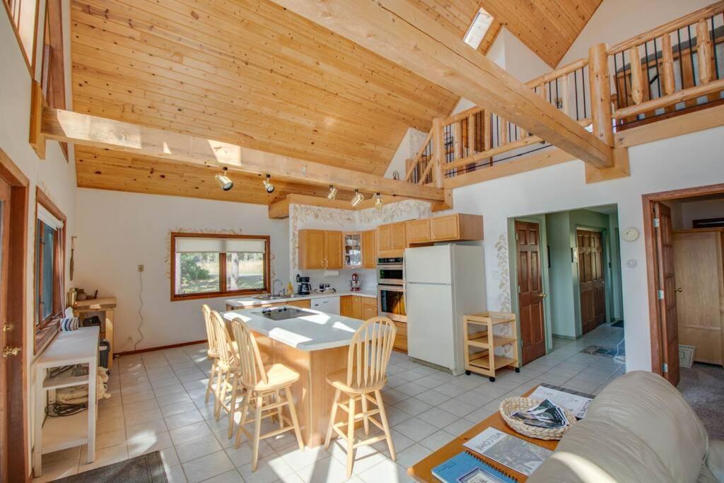 Photo of Livingroom in Minong