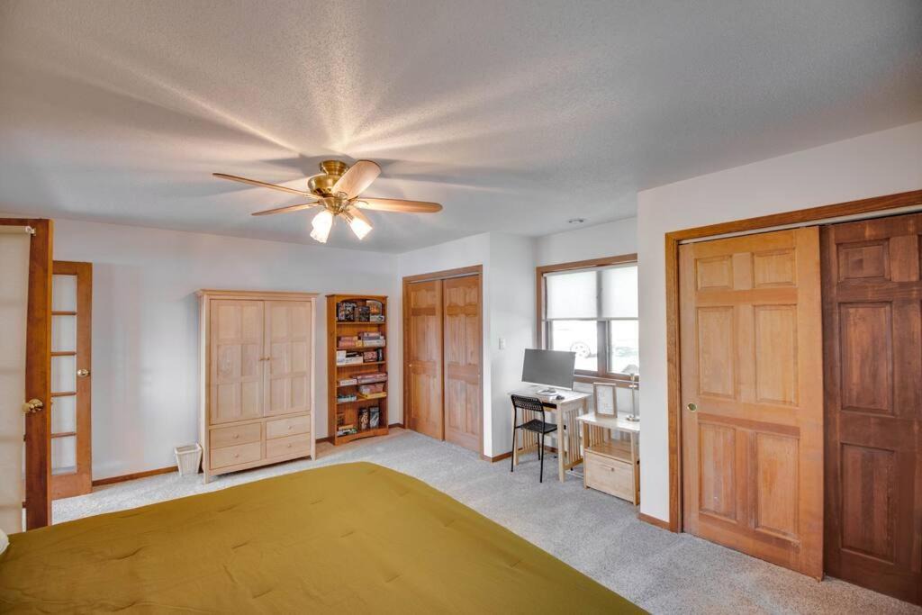 Photo of Bedroom in Minong