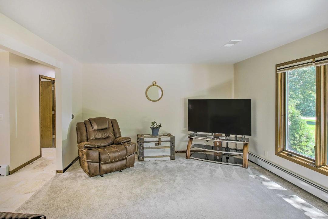 Photo of Livingroom in Branch