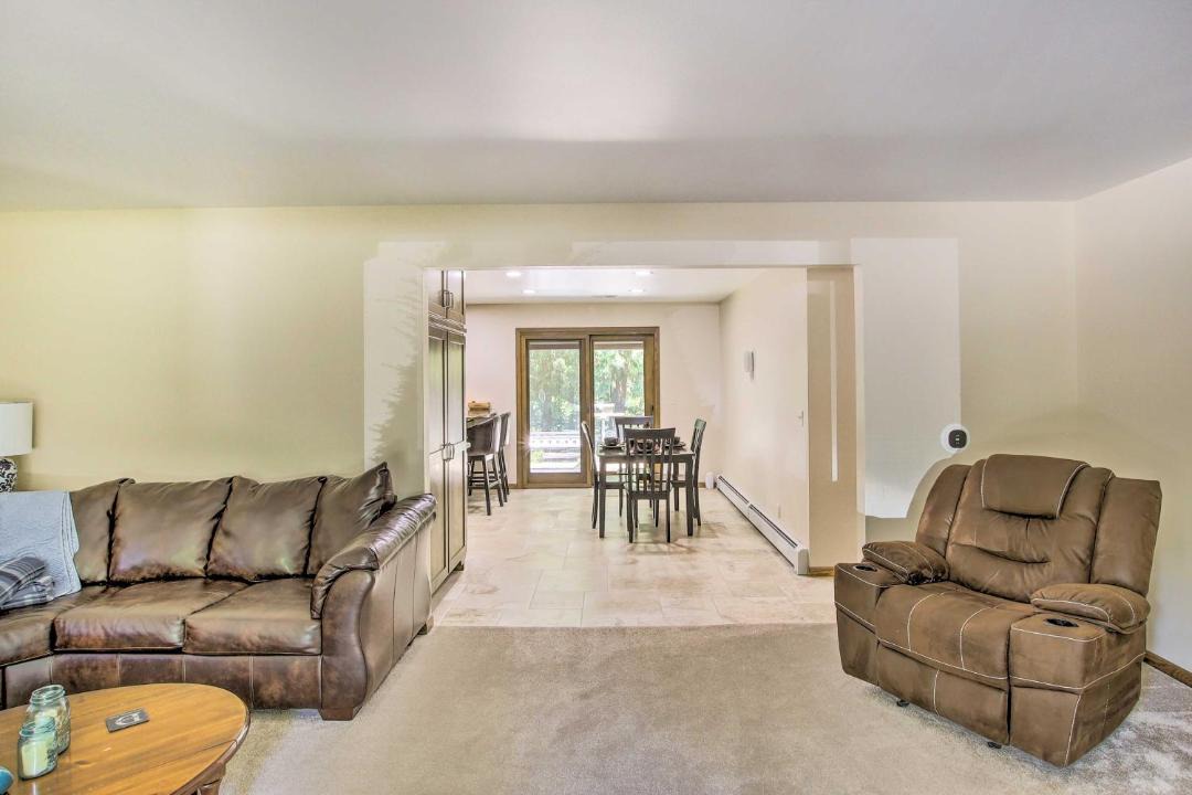 Photo of Livingroom in Branch