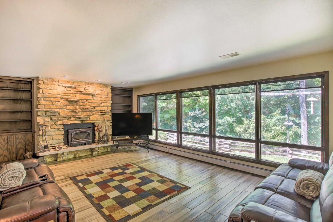 Photo of Livingroom in Branch