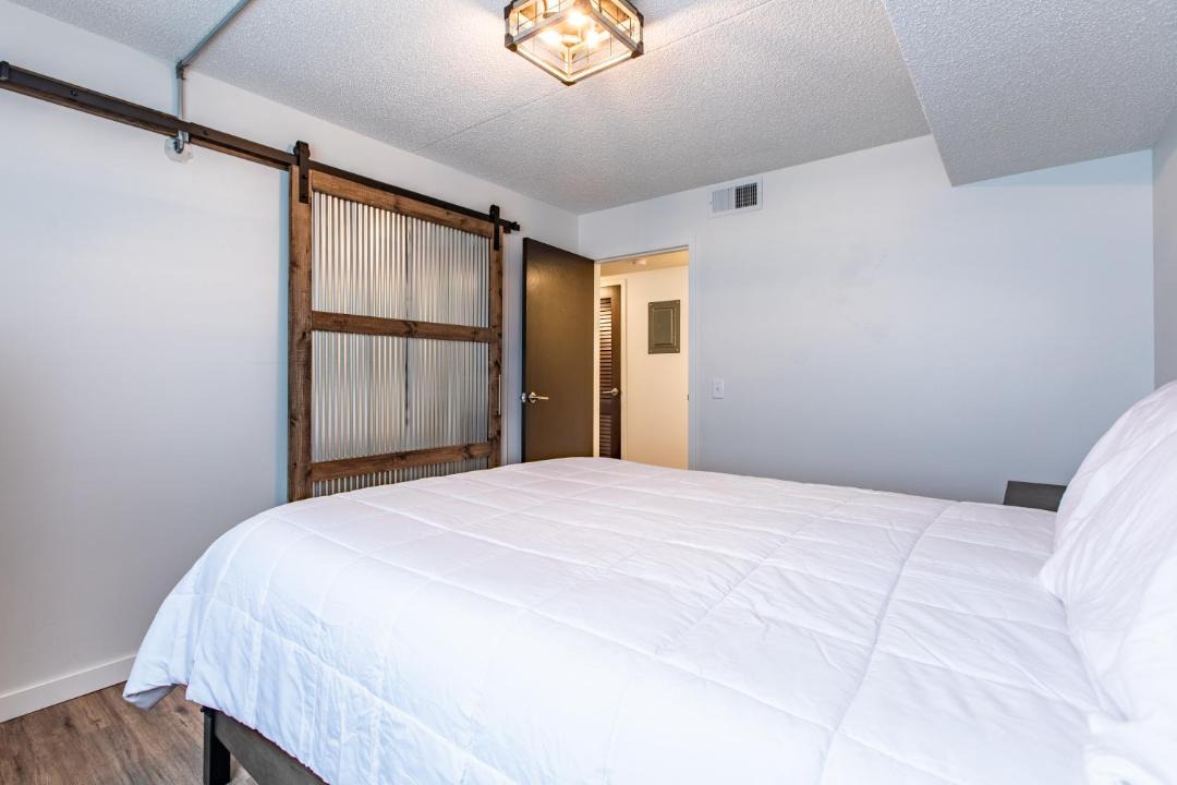 Photo of Bedroom in East Side Pioneers
