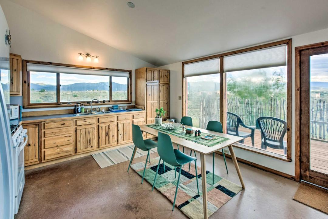 Photo of Livingroom in Taos