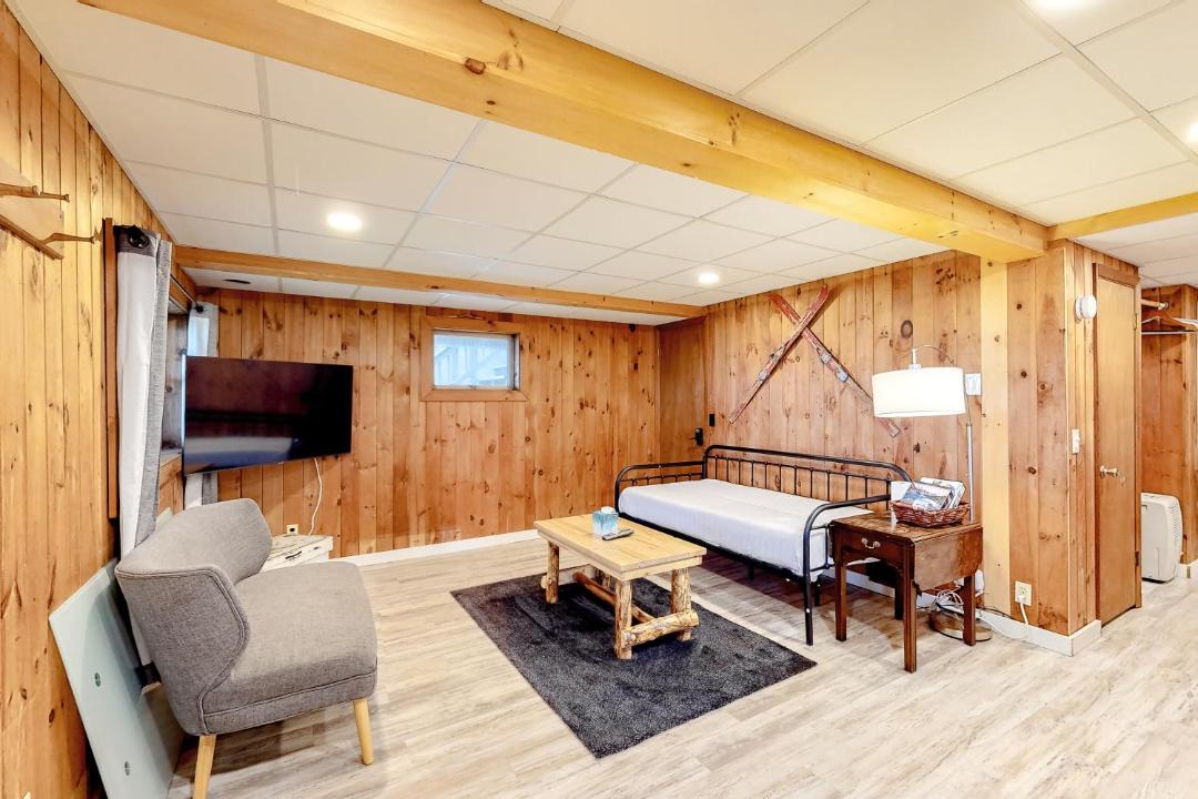 Photo of Livingroom in Montgomery Center