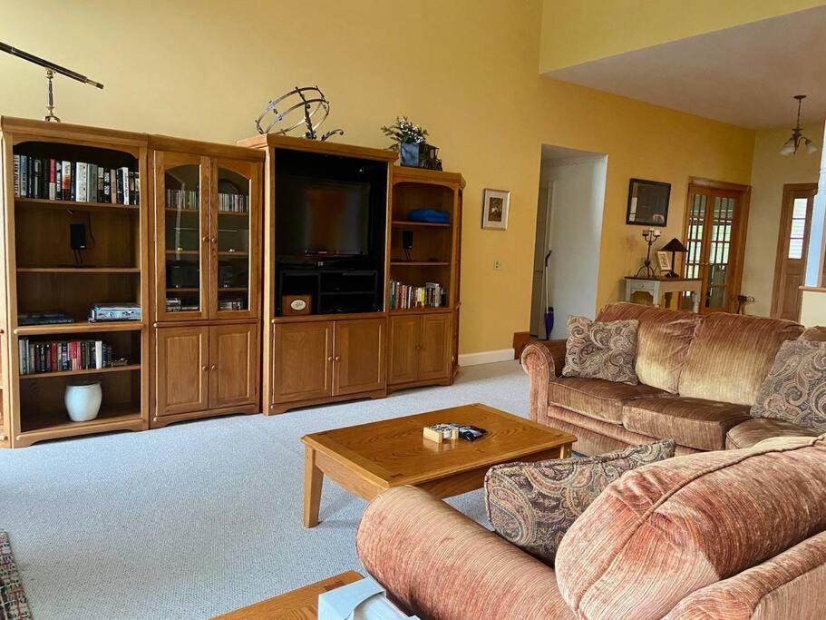 Photo of Livingroom in Shaftsbury