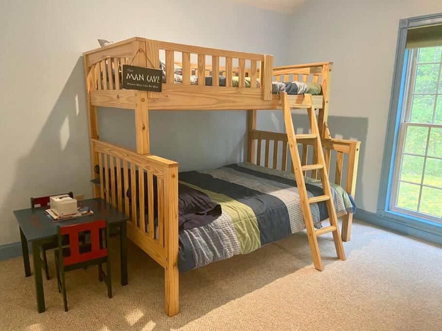 Photo of Bedroom in Shaftsbury