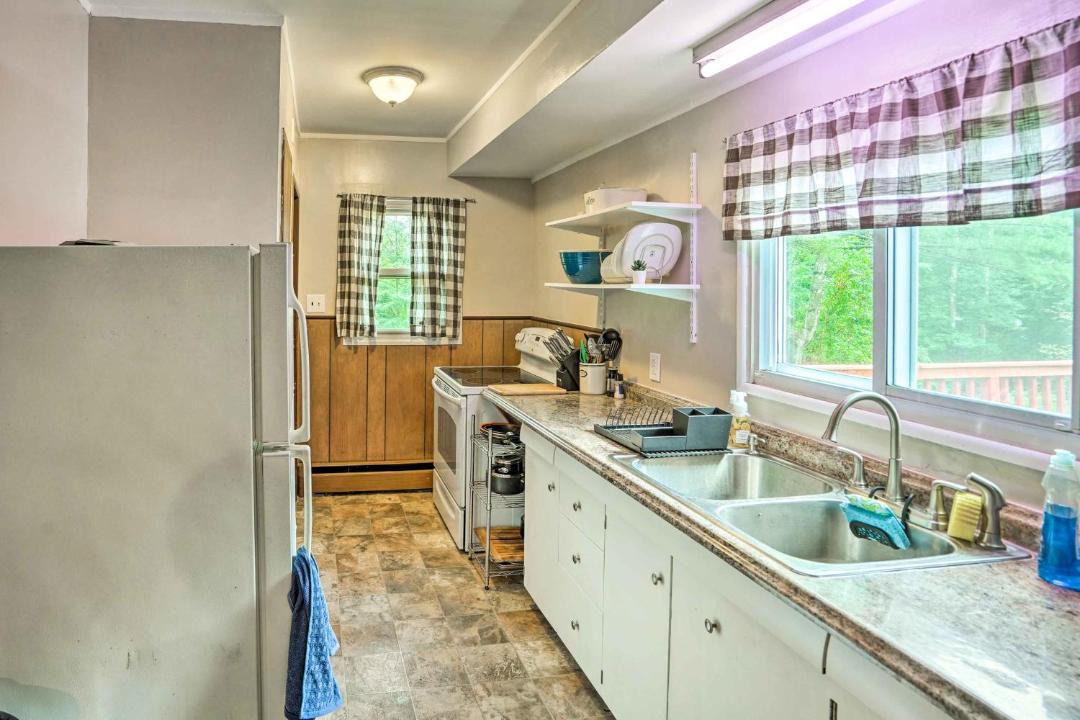 Photo of Kitchen in Greenfield Center