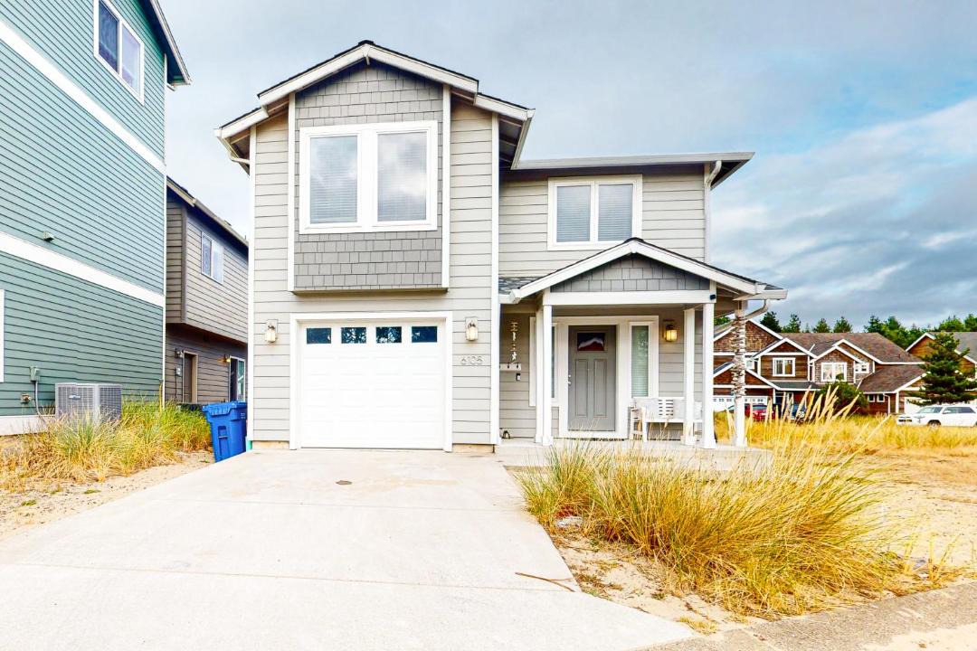 Photo of Buildings in Pacific City