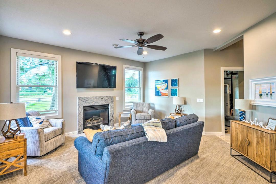 Photo of Livingroom in Mound