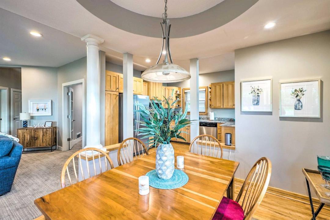 Photo of Livingroom in Mound