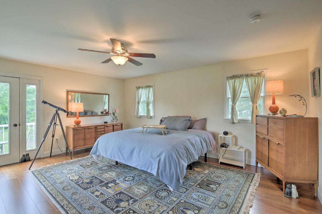 Photo of Bedroom in Ashley Falls