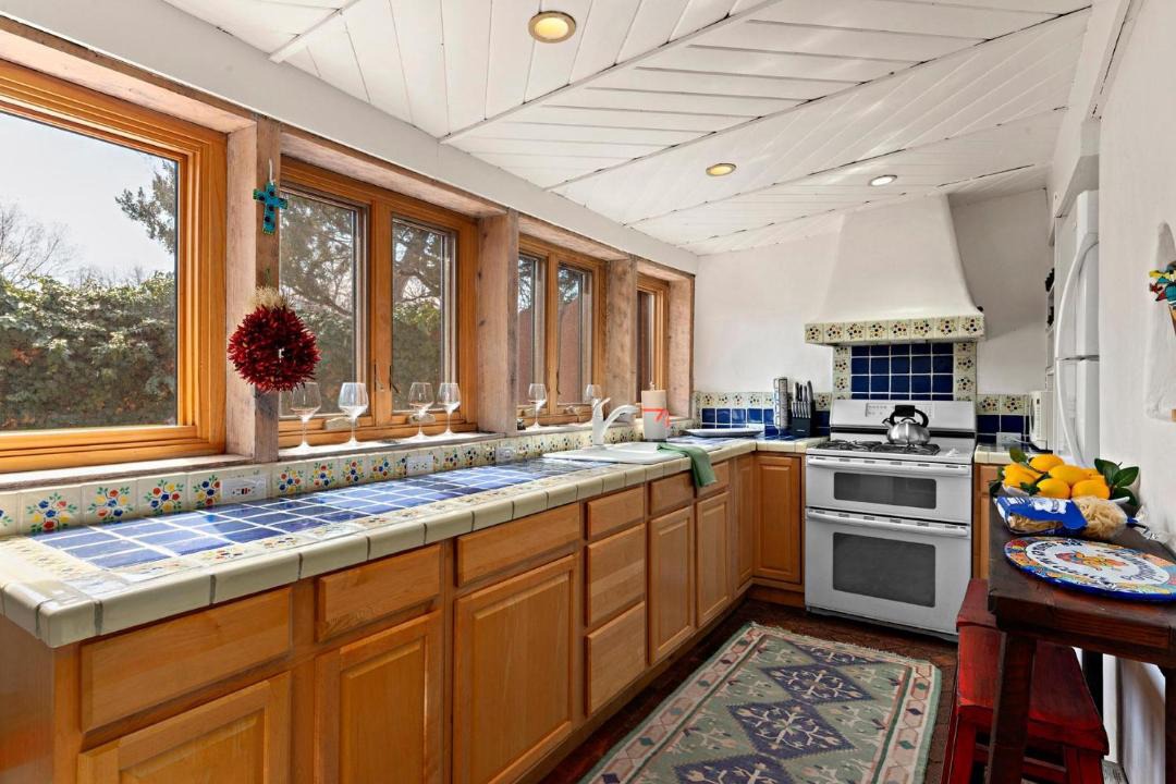 Photo of Kitchen in South Capitol