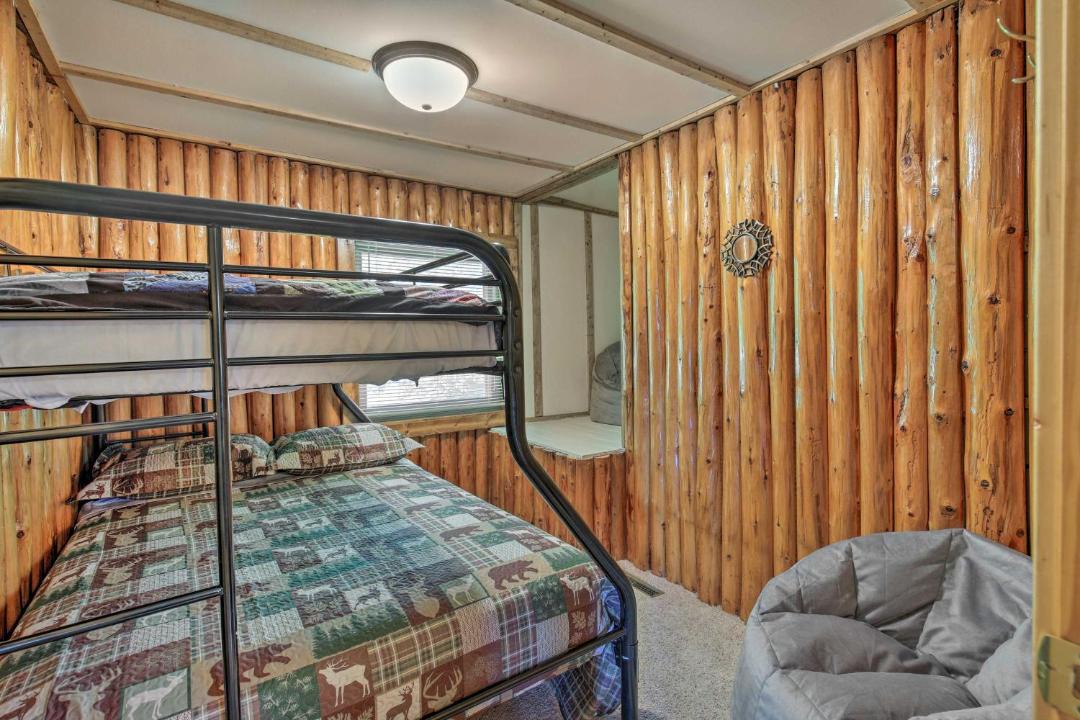 Photo of Bedroom in Tomahawk
