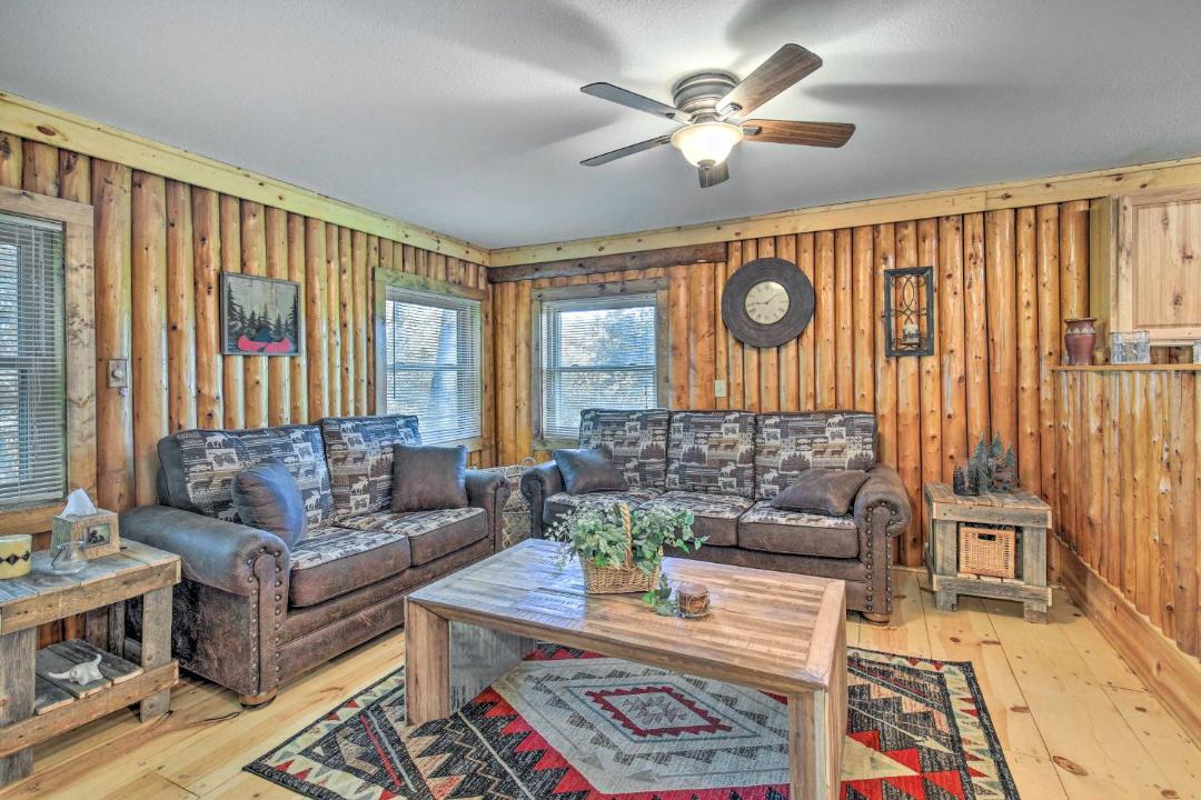 Photo of Livingroom in Tomahawk