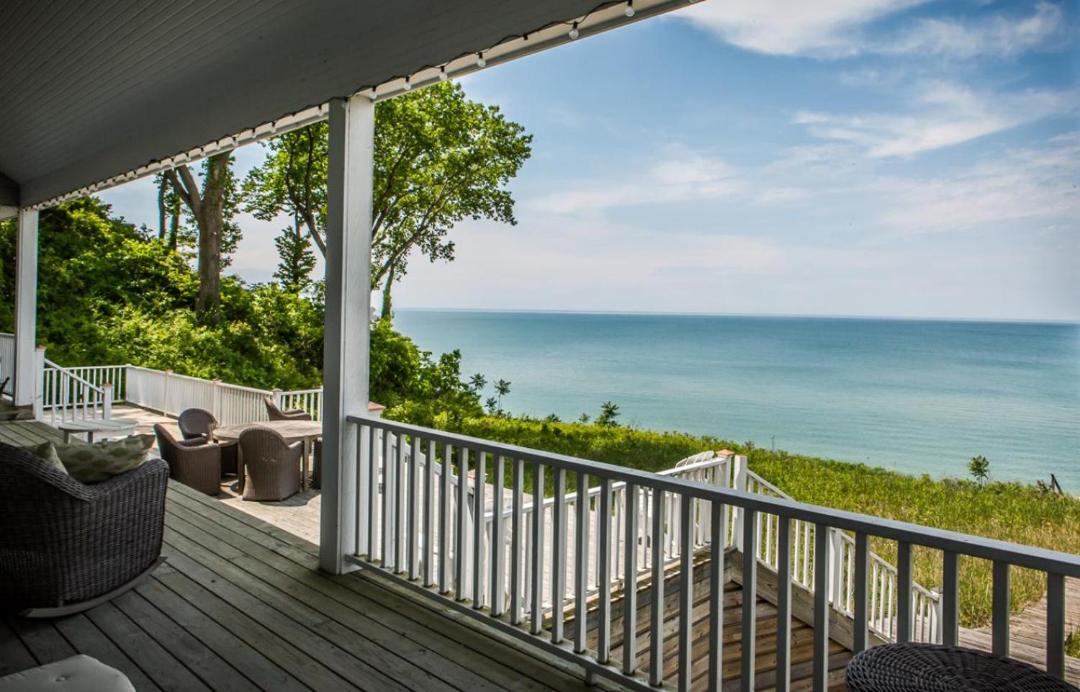 Photo of Patio Balcony in Grand Beach