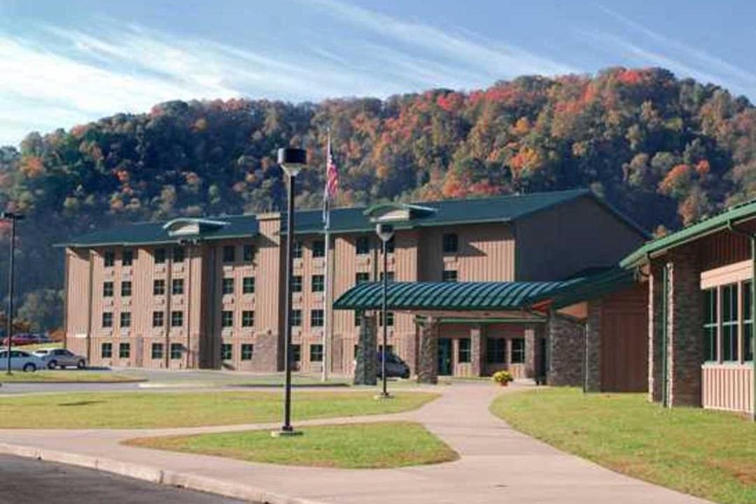 Photo of Buildings in Henlawson