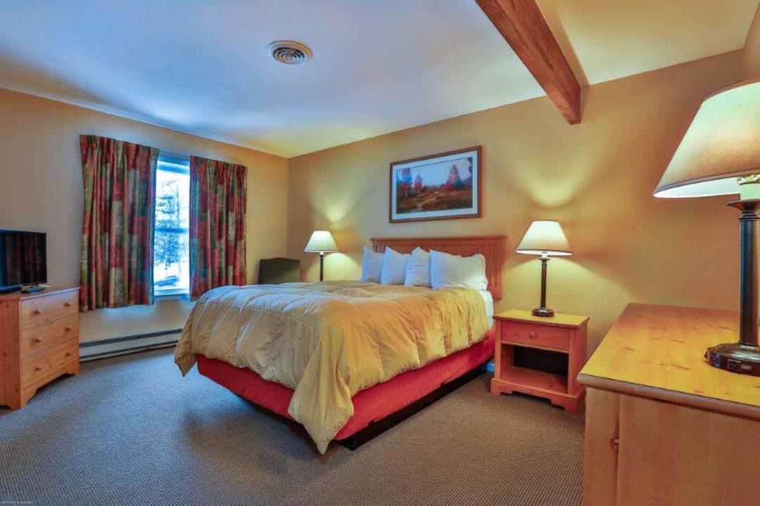 Photo of Bedroom in Lake Placid