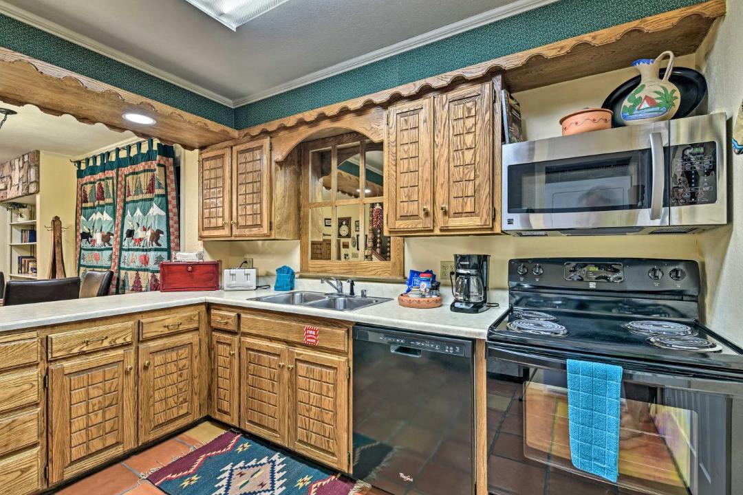Photo of Kitchen in Red River