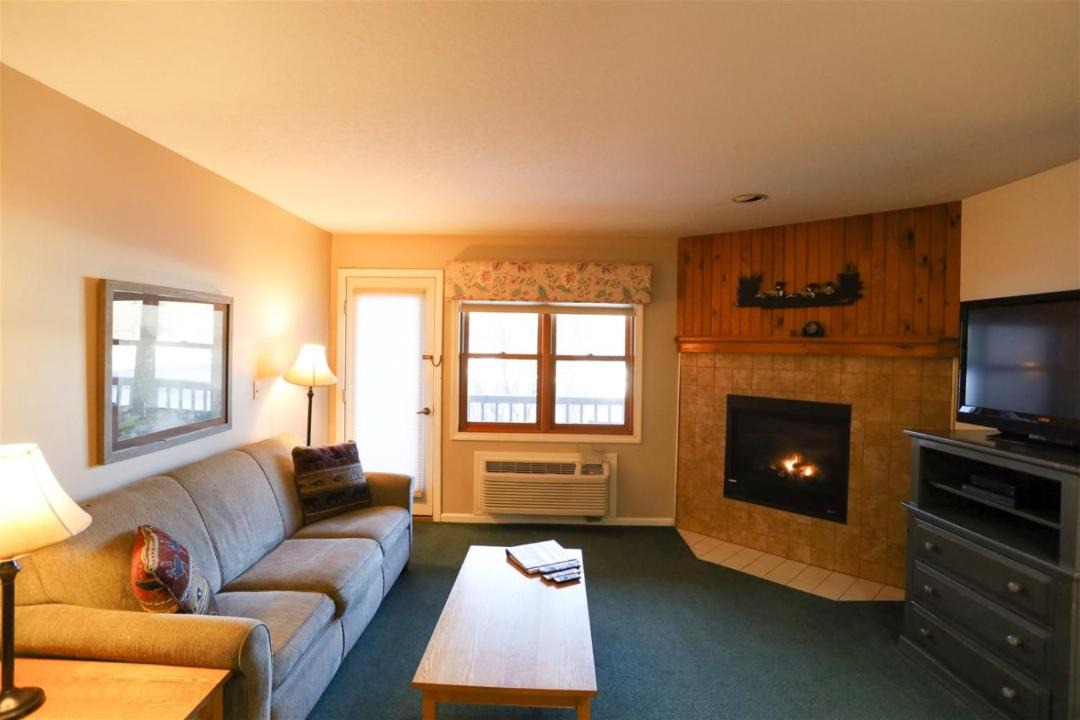 Photo of Livingroom in North Woodstock