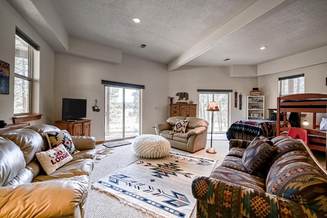Photo of Livingroom in Angel Fire