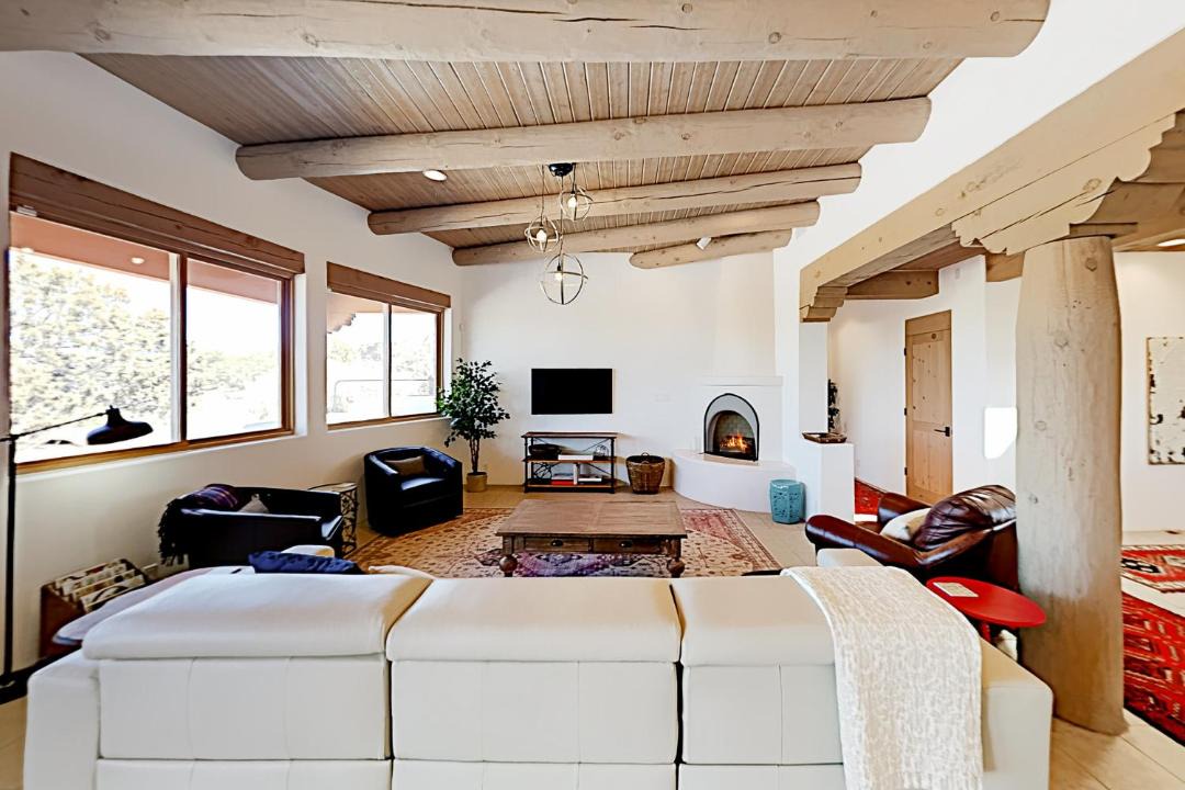 Photo of Livingroom in Canoncito