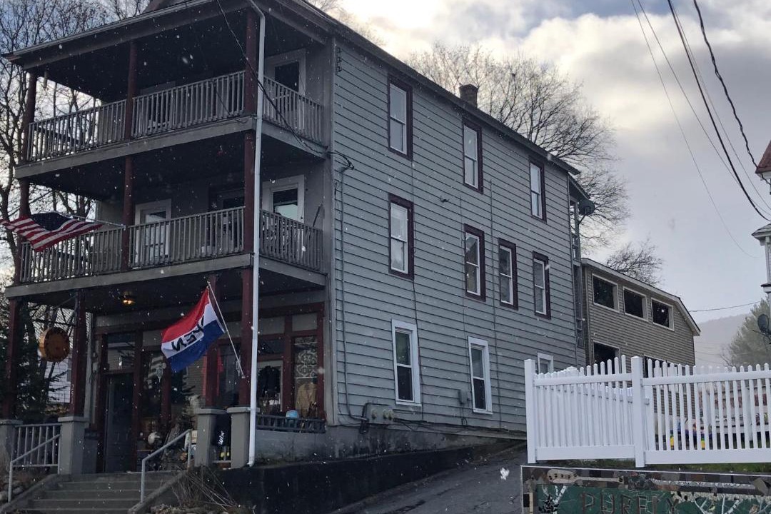 Photo of Buildings in North Creek