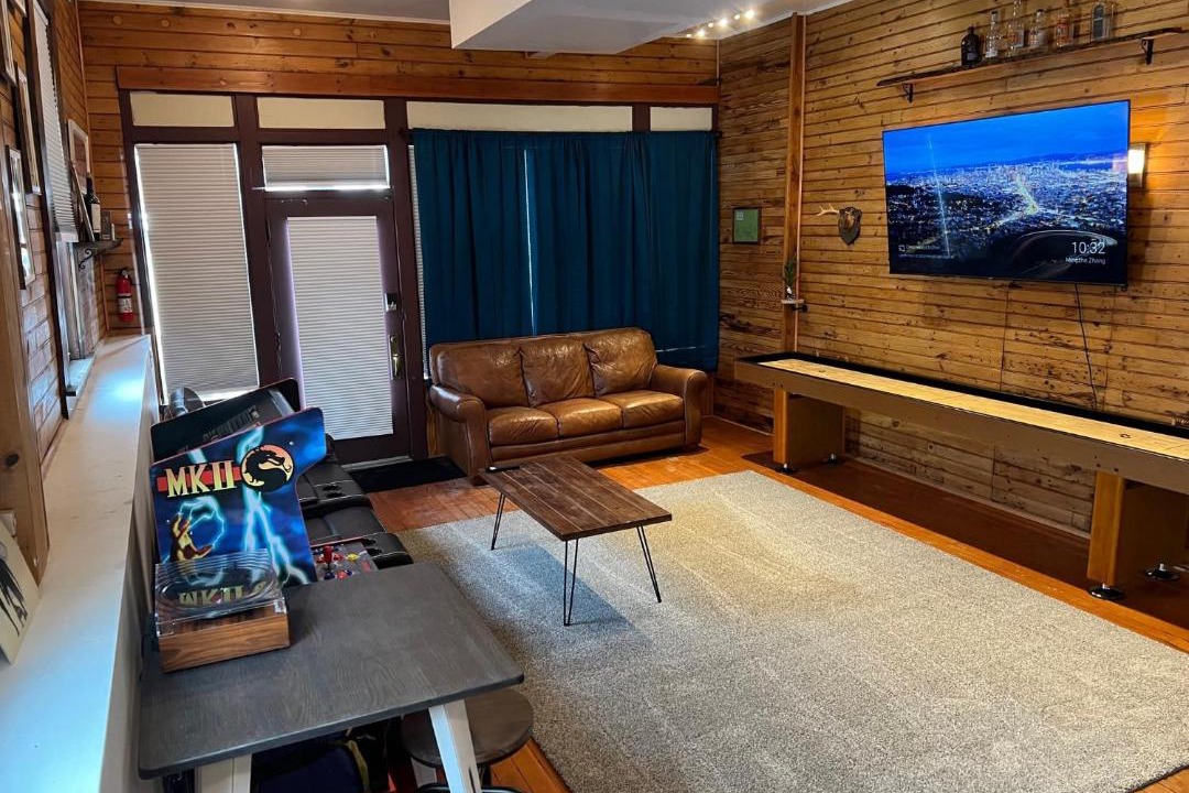 Photo of Livingroom in North Creek