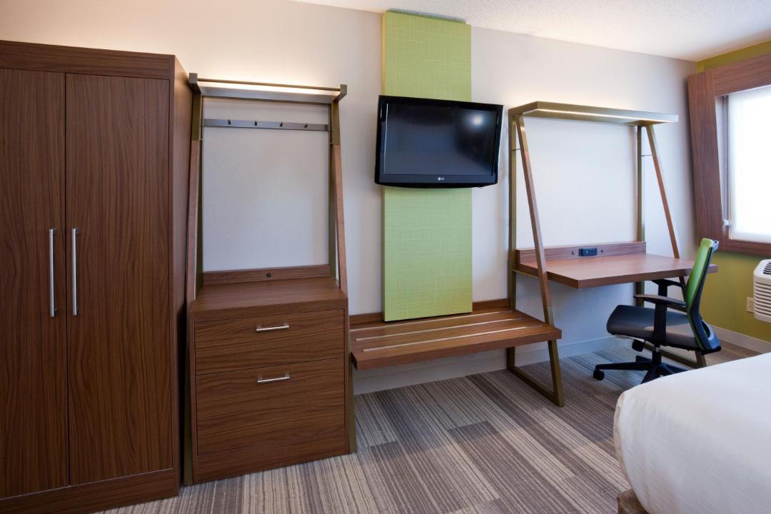 Photo of Bedroom in Golden Valley