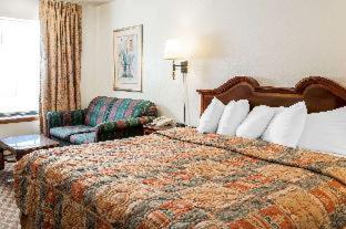 Photo of Bedroom in Eagle Nest